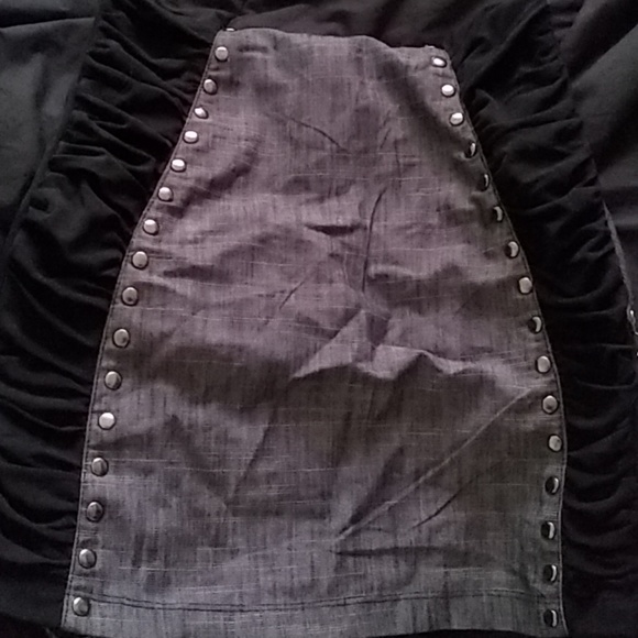 Dress - Picture 3 of 4